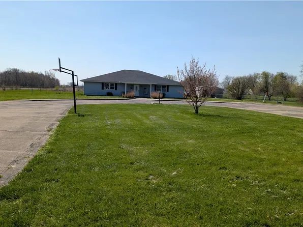 89 E Clark St, North Hampton, OH 45349