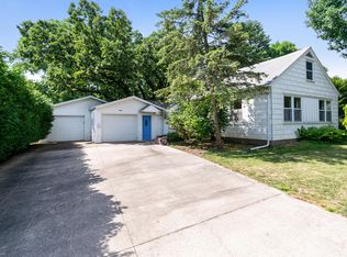 3108 Ross Rd, Ames, IA 50014