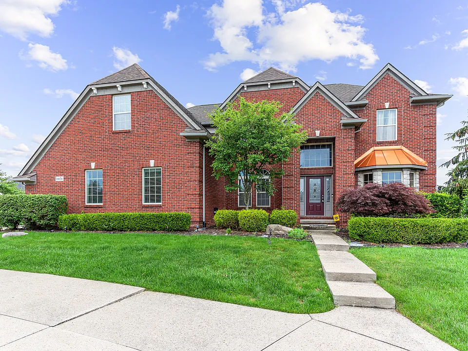 16636 Victoria Ct