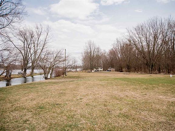 3rd image of 3563 W Shoreline Dr