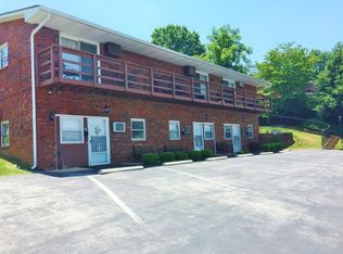 723 W H St #E, Elizabethton, TN 37643