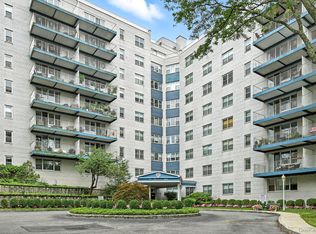 499 N Broadway #1J, White Plains, NY 10603