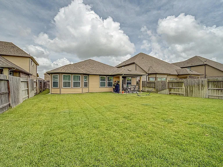 10842 Cliffs View Dr — Photo 42