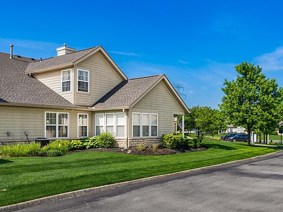 3rd image of 7978 Farm Crossing Cir