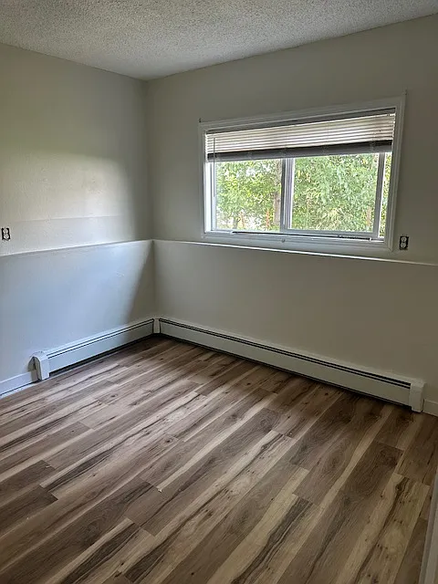 2 bed, 900 sqft, $1,550 — Photo 2