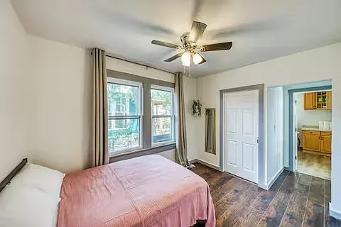 2 bed, $2,200 — Photo 4