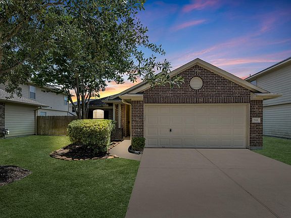 2nd image of 7918 Cardinal Landing Ln