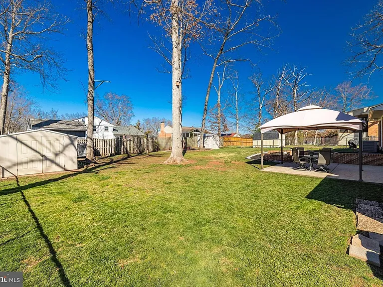 15010 Ulderic Dr — Photo 39