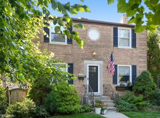 238 N Delphia Ave, Park Ridge, IL 60068