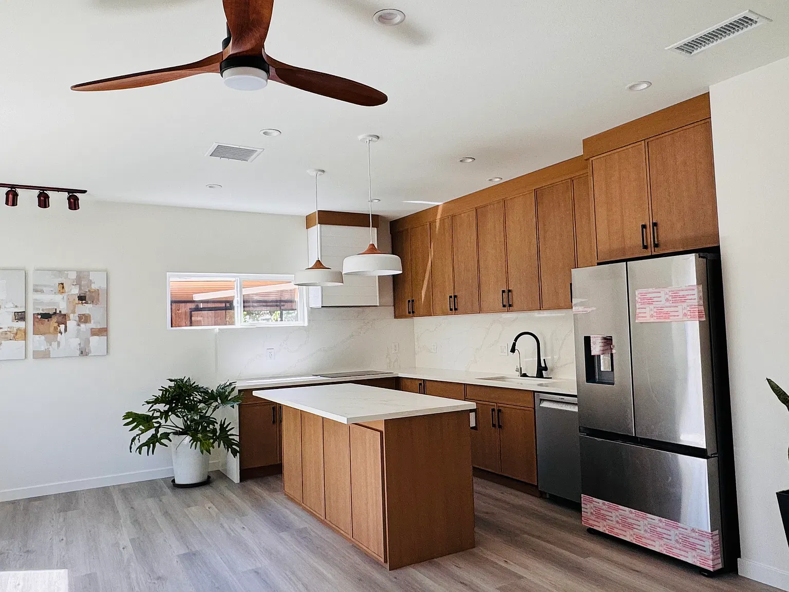 15513 Ashley Ave — Photo 3