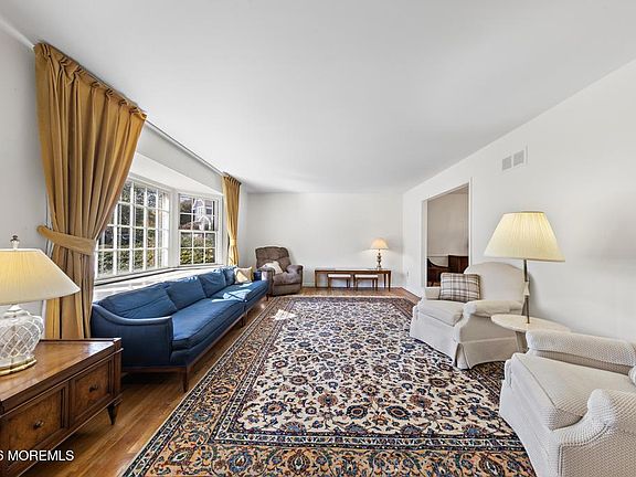 5th image of 68 Rustic Terrace