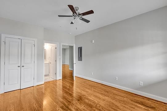 5th image of 2929 W Cary St #A