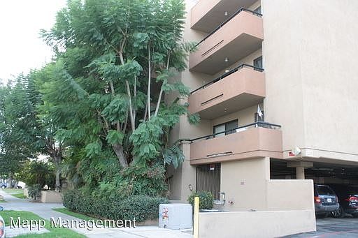 3rd image of 1725 Grismer Ave APT 102