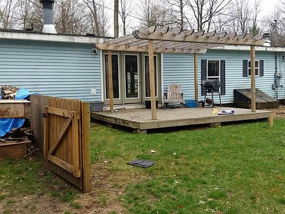 2nd image of 4346 Hickory Dr