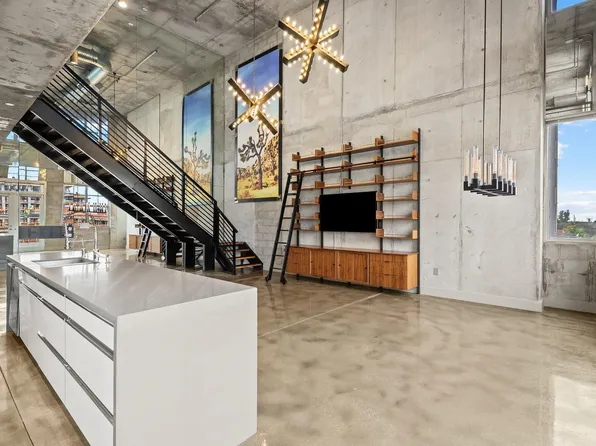 445 N Andrews Avenue #404, Fort Lauderdale, FL 33301