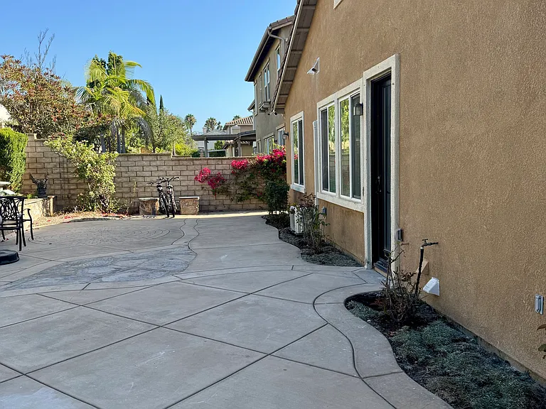 387 Town Forest Ct #2 — Photo 11