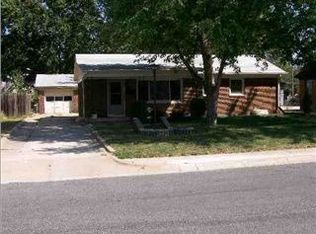220 S Stearns Ave, Haysville, KS 67060