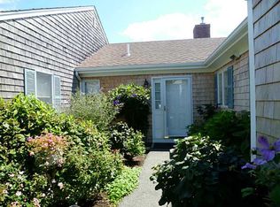 67 Cornell Dr, Portsmouth, RI 02871