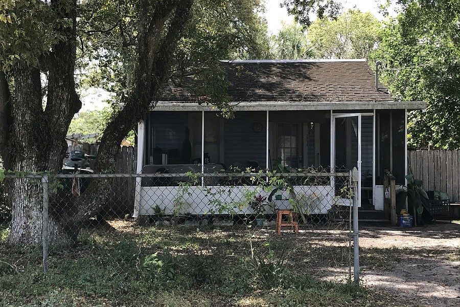 1st image of 2214 W Skagway Ave