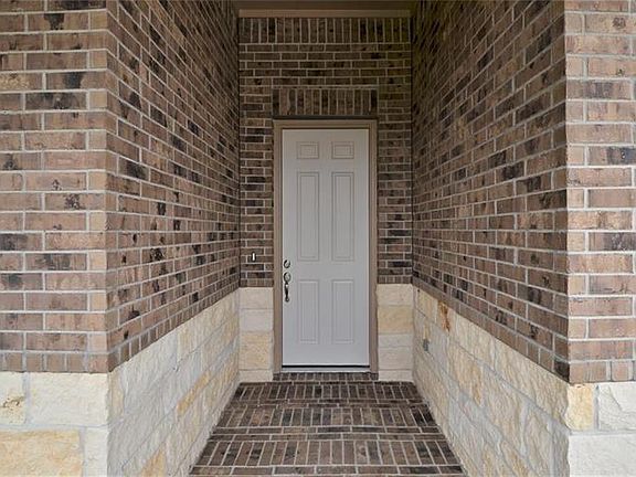 3rd image of 4315 Berry Bend Ln