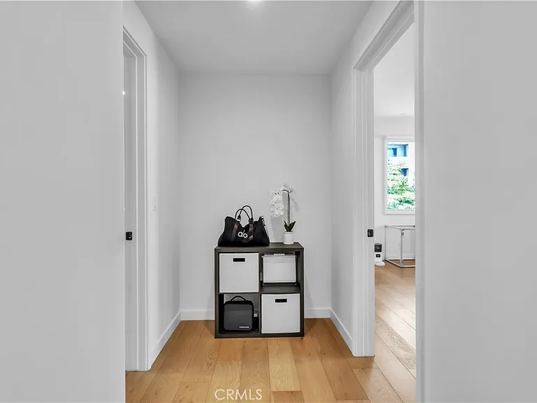532 W Elk Ave #1 — Photo 18