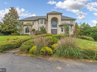 12717 Greenbriar Rd, Potomac, MD 20854