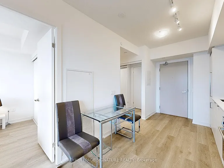 55 Cooper St #3807 — Photo 15