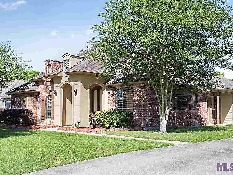 1st image of 12330 Oak Alley Dr