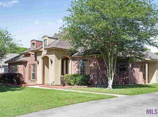 12330 Oak Alley Dr, Geismar, LA 70734