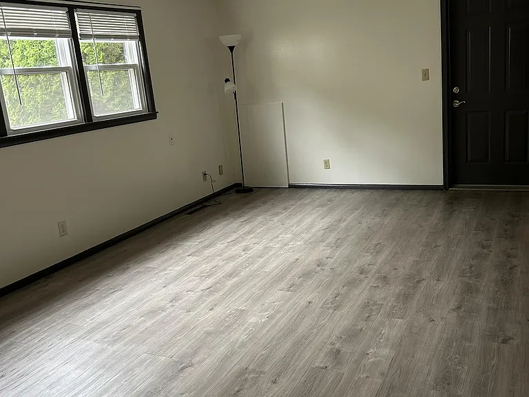 1104 Logan St #2 — Photo 10