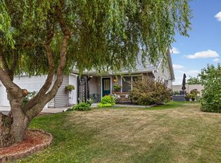 53 Meadowlark Ln, Hudson, WI 54016