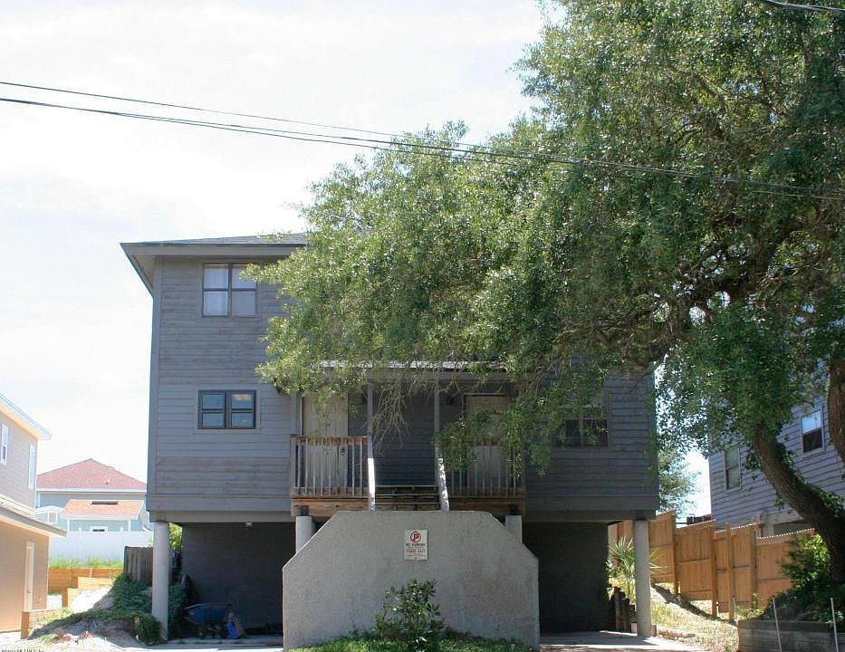 1st image of 2408 1st Ave