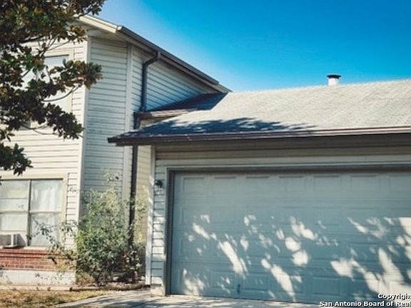 3rd image of 17019 Vista Park Dr