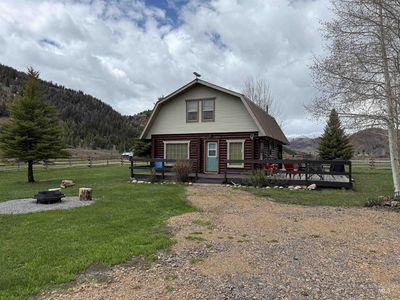 4287 N Fork Rd, Mackay, ID, 83251