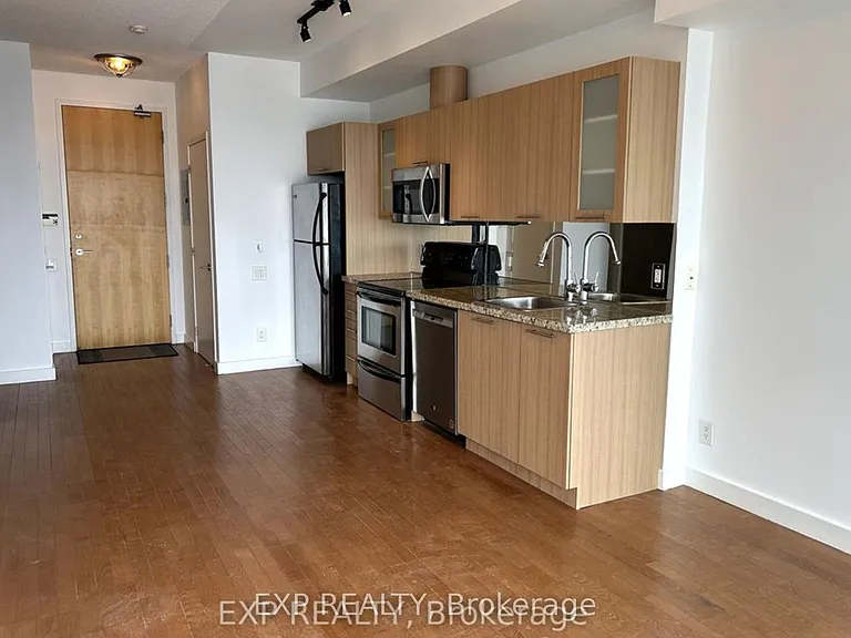 33 Mill St #2305 — Photo 8