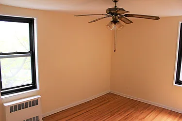 Sold by Thomas Lipovetsky, LREB