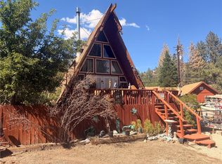 918 Apple Ave, Wrightwood, CA 92397