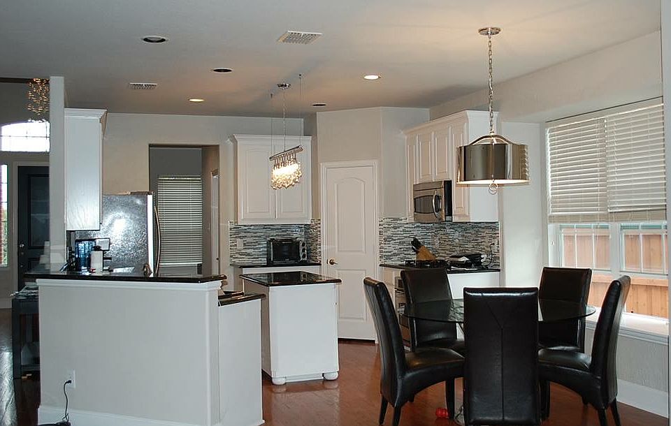 Modern kitchen
