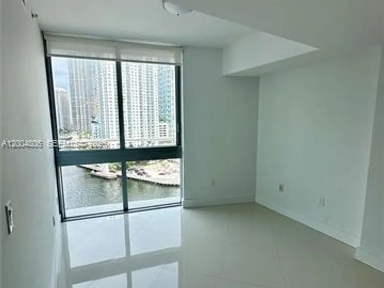 350 S Miami Ave #1402 — Photo 10