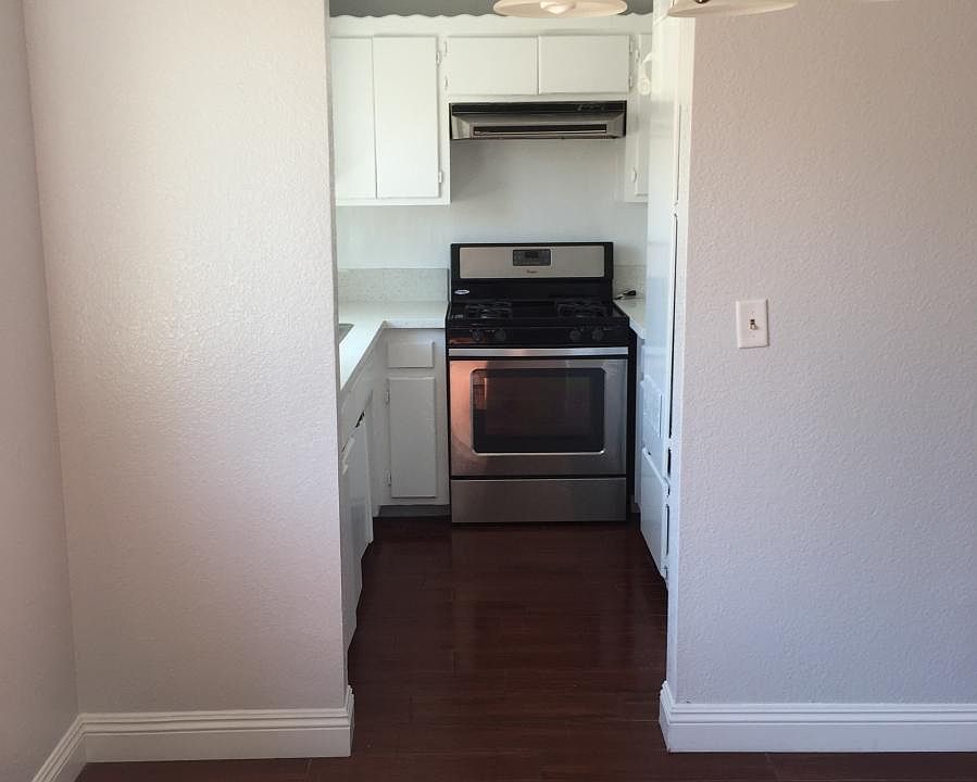 1st image of 7649 N Hollywood Way APT 3