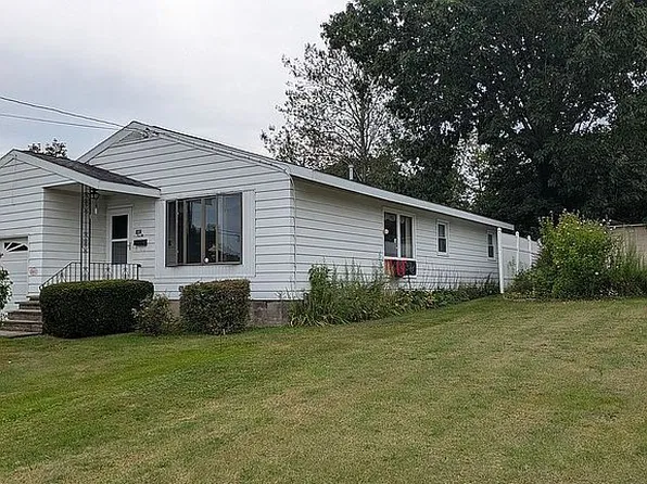 1802 Gardner St, Utica, NY 13501