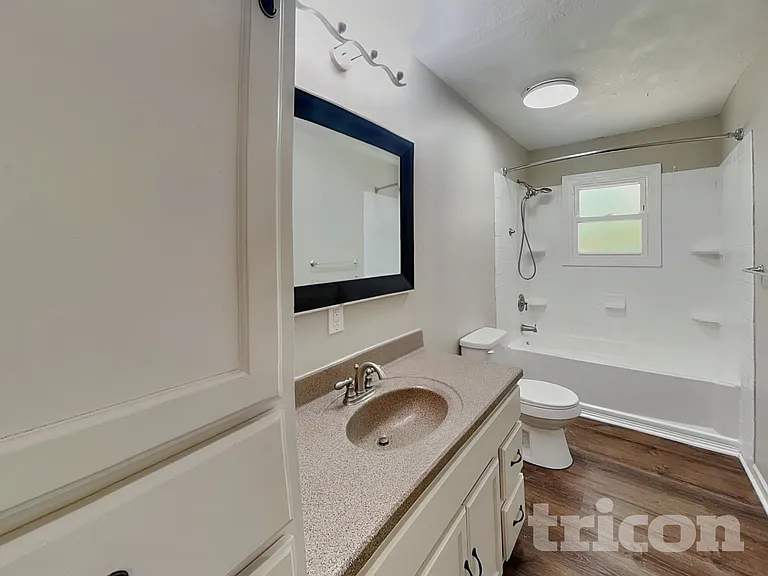 408 NW Palmer Dr — Photo 14