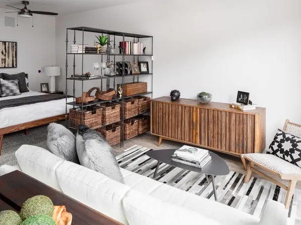 7 Pete Higgins Blvd #104, Harrison, NJ 07029