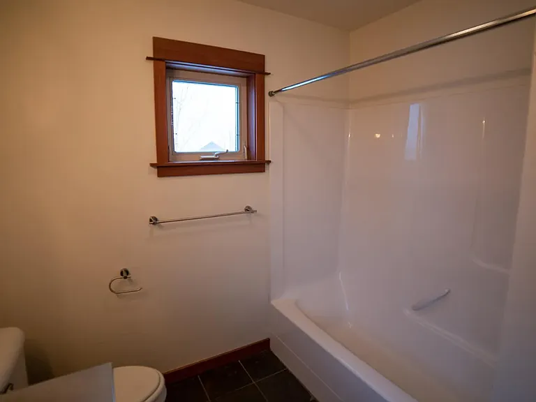 4213 Benepe St — Photo 16