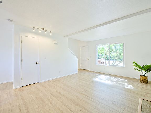 5th image of 7716 SW 175th Pl