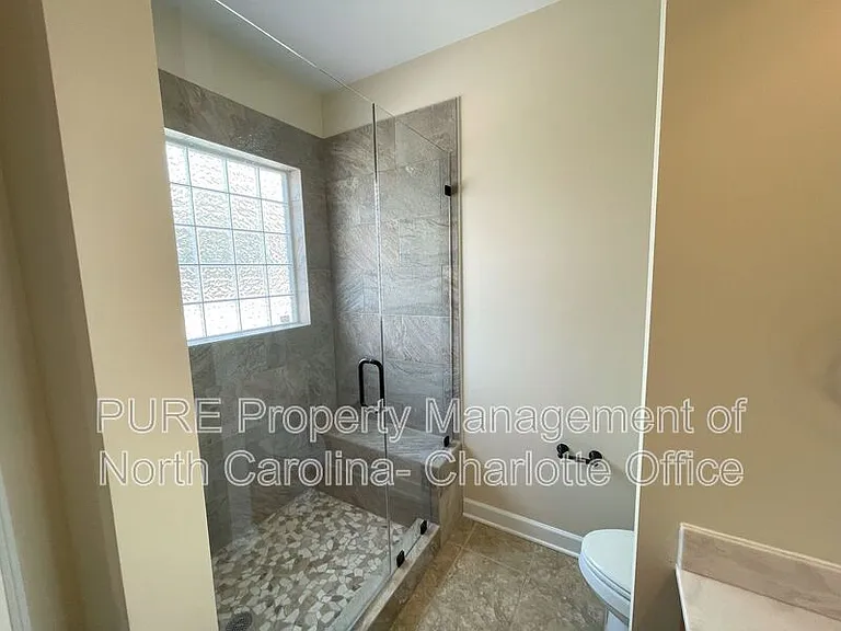 68 Wembley Dr — Photo 10