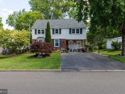 1209 Saint Clair Rd, Oreland, PA, 19075
