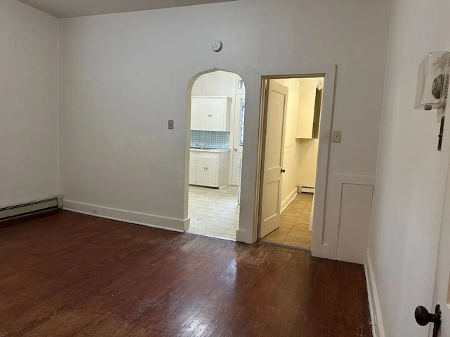 1st Floor 1 Story 1 Bedroom 1 Bathroom Apartment Located In Middletown Area School District — Photo 4