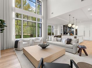 16 Stone Bridge Ct, Demarest, NJ 07627