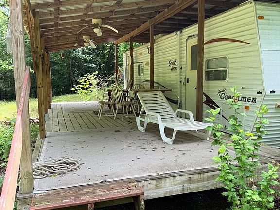 3rd image of 1234 Dockery Creek Road